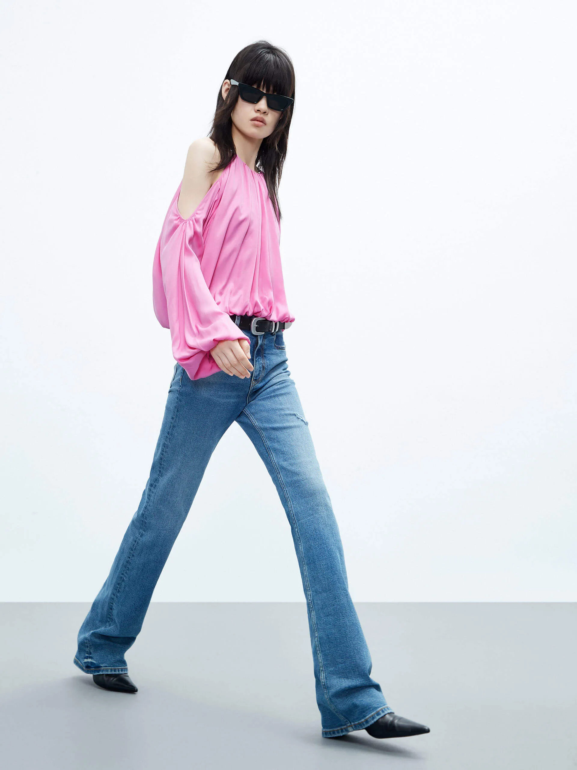 Cut Shoulder Cropped Top