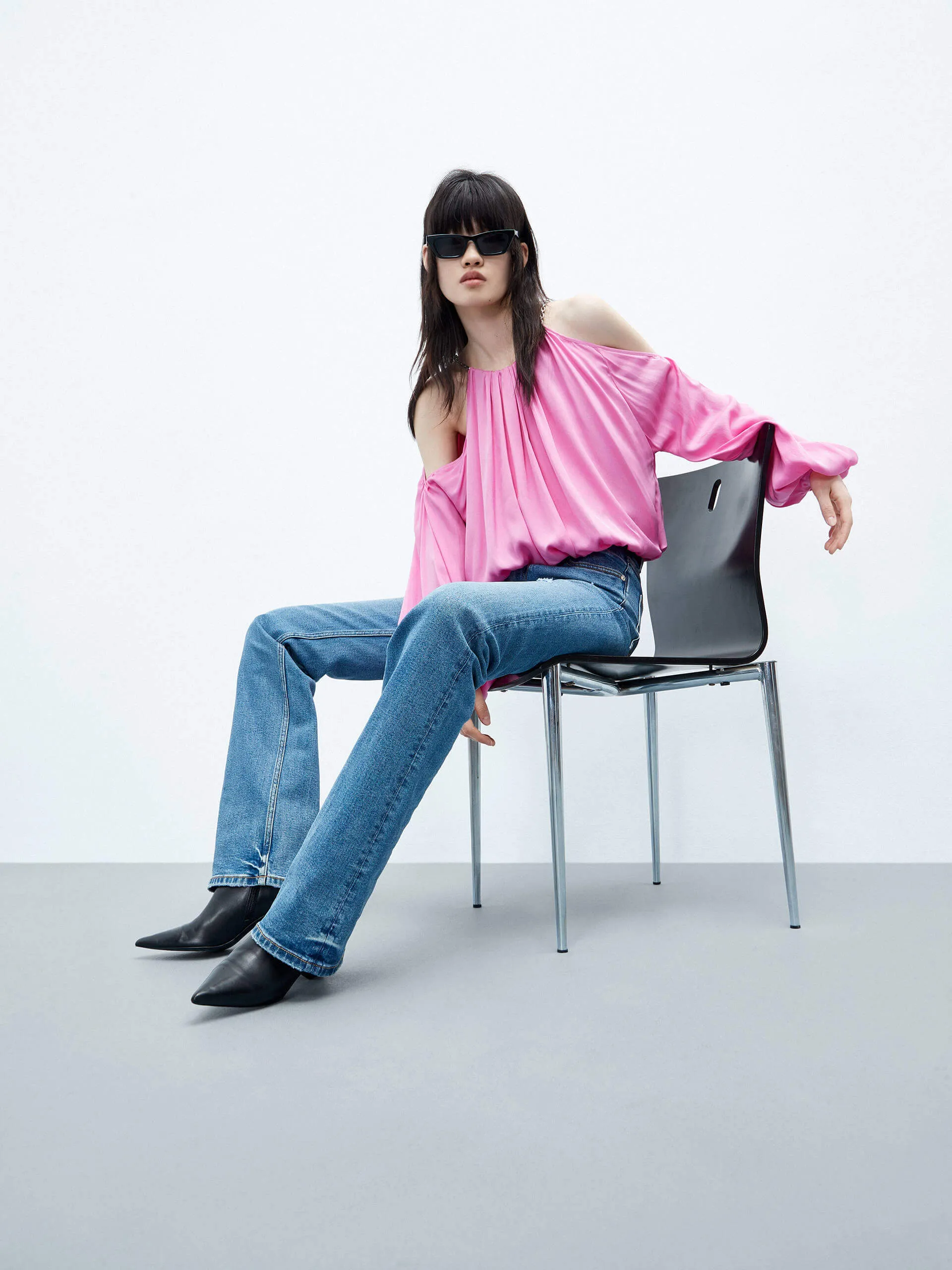 Cut Shoulder Cropped Top