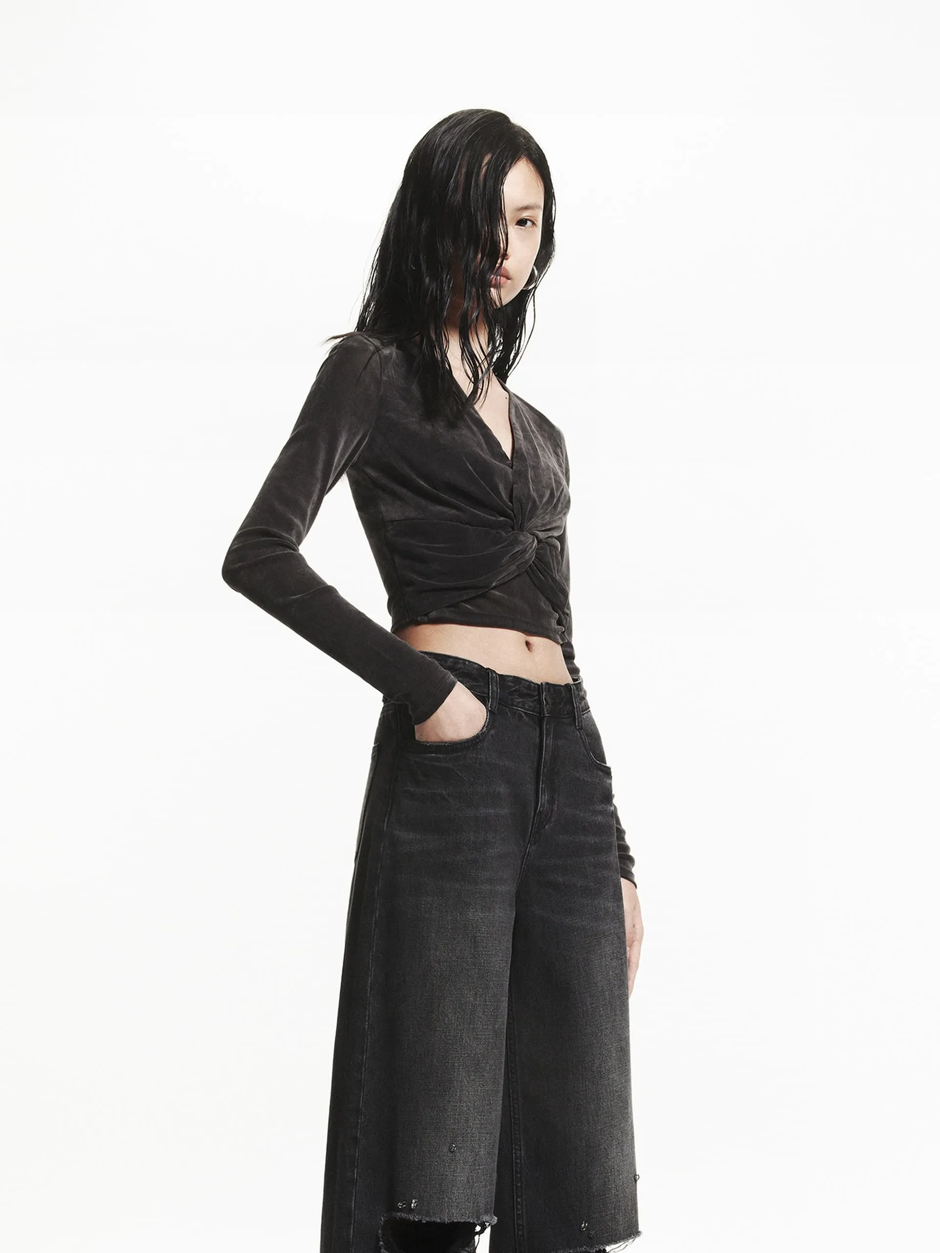 Front Twist Cropped Top
