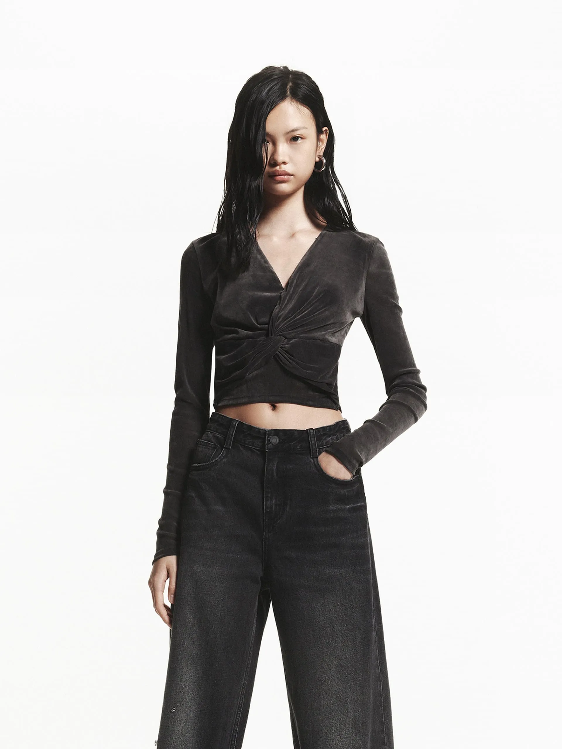 Front Twist Cropped Top