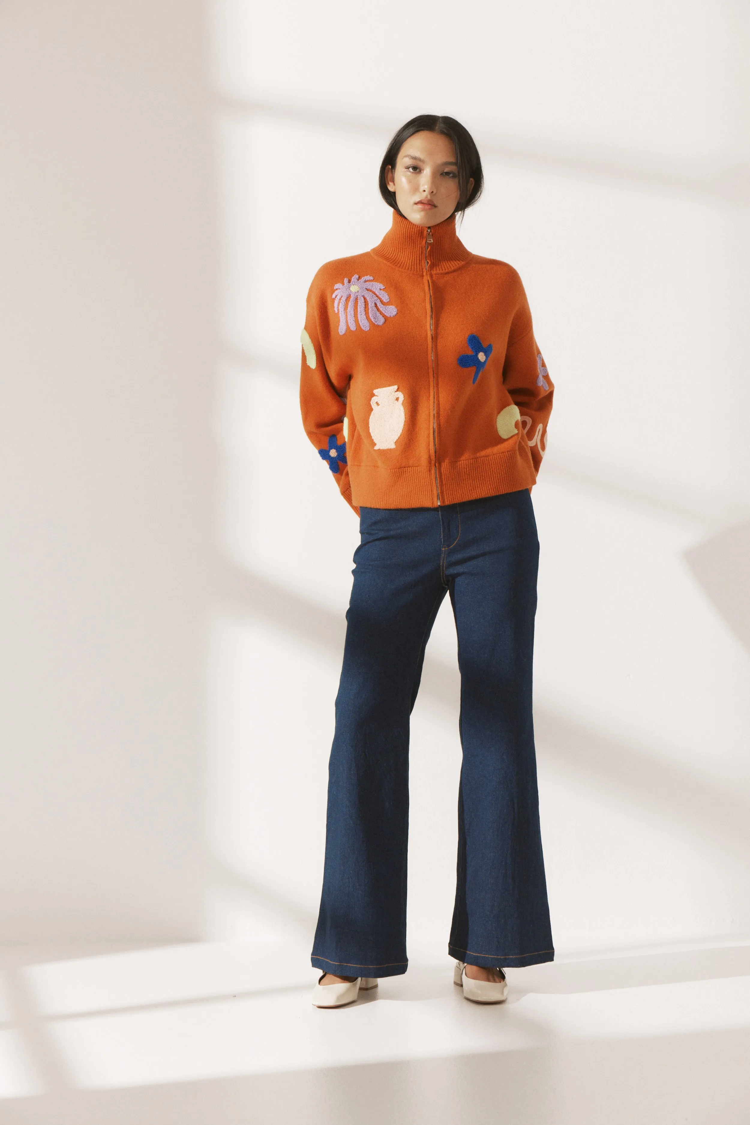 HR Bootleg Jeans