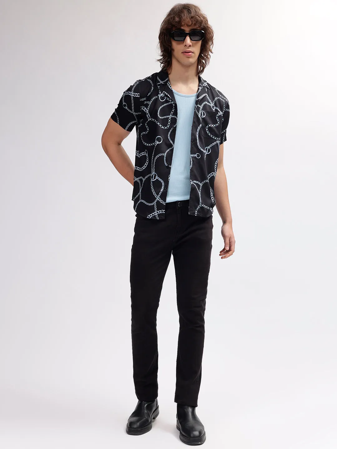 Iconic Men Black Printed Resort Collar Short Sleeves Shirt