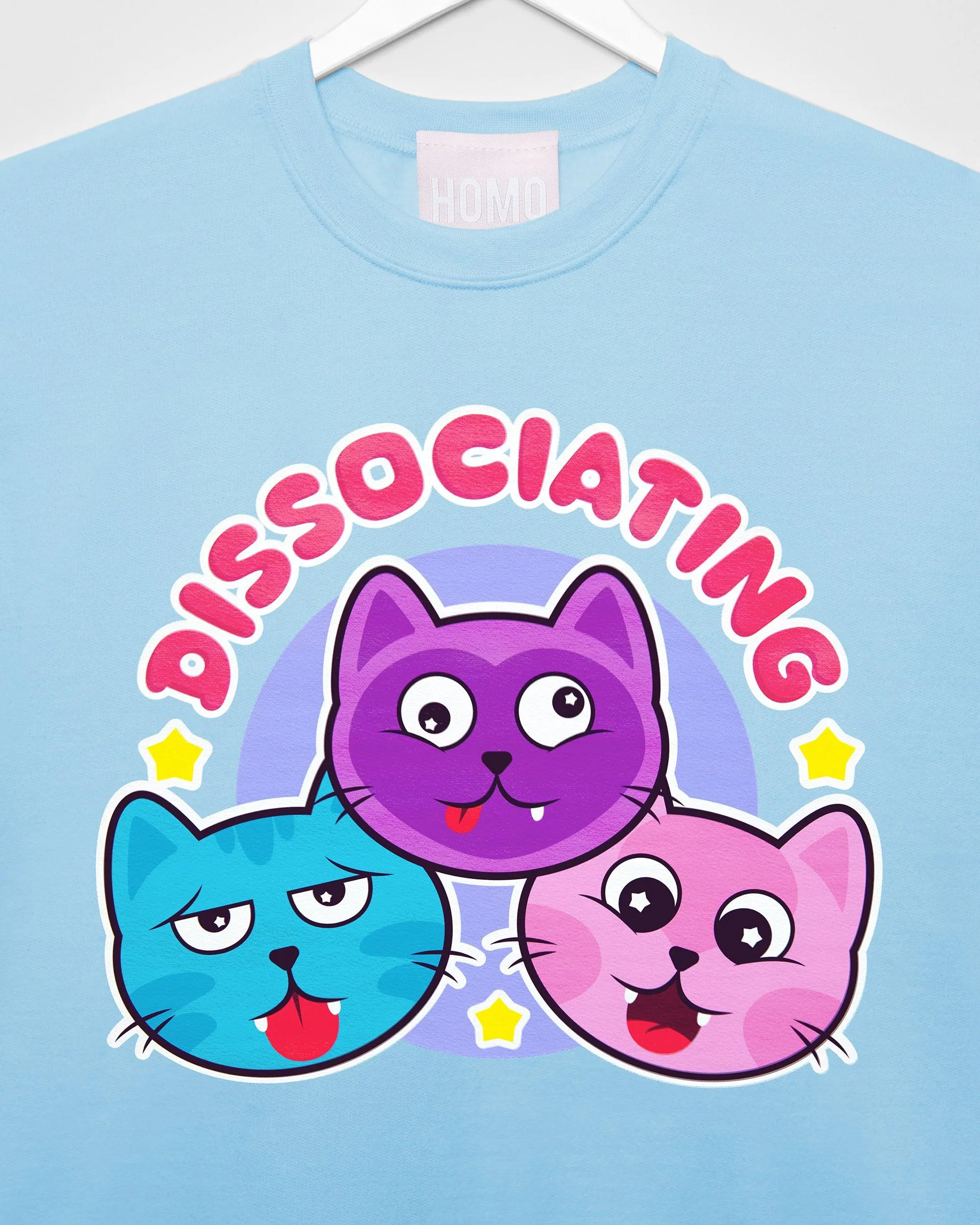 Let your imagination roam free: Dissociating kittens on light blue - sweatshirt