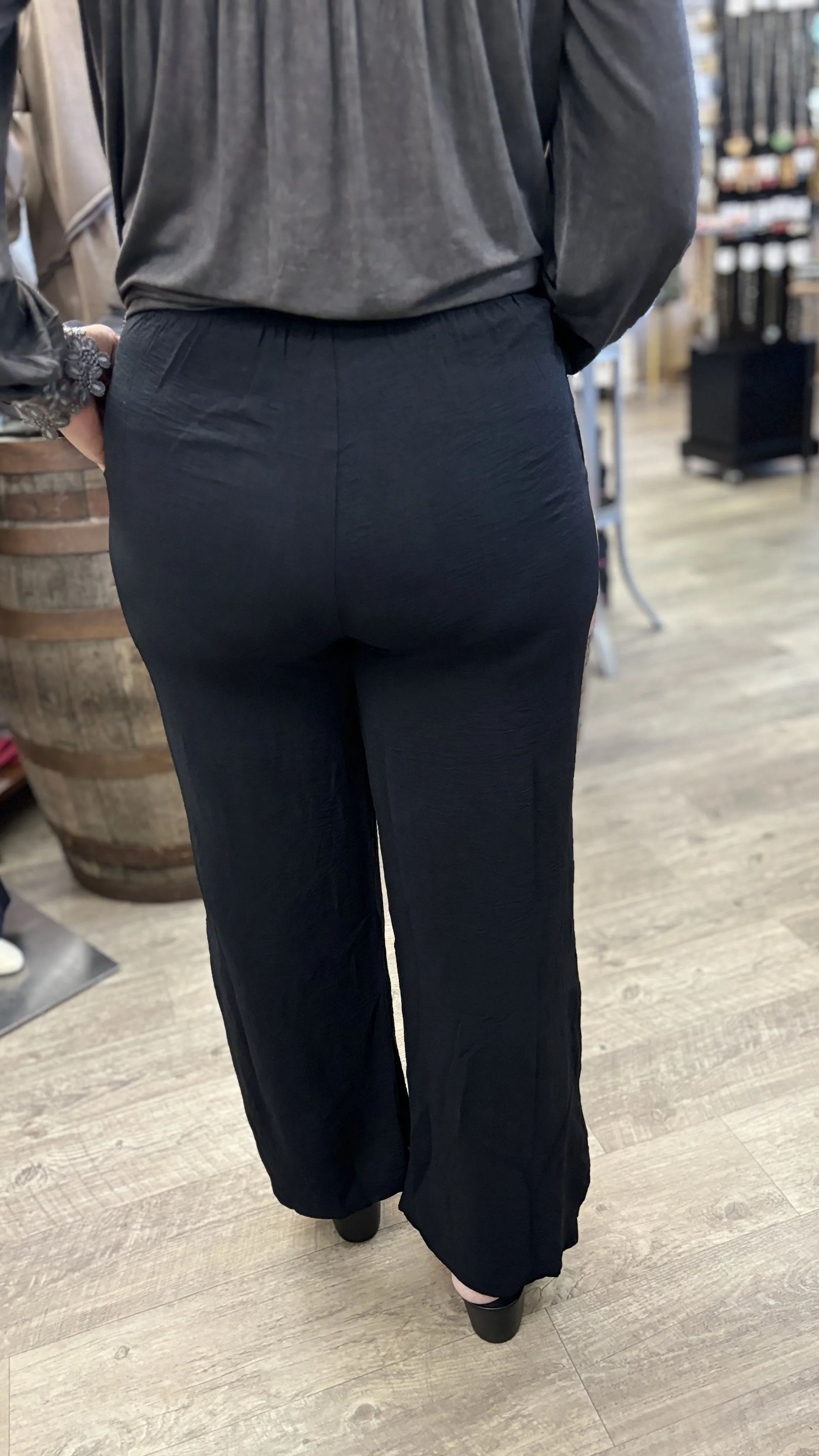 Sarina Soft Flow Airflow Pants