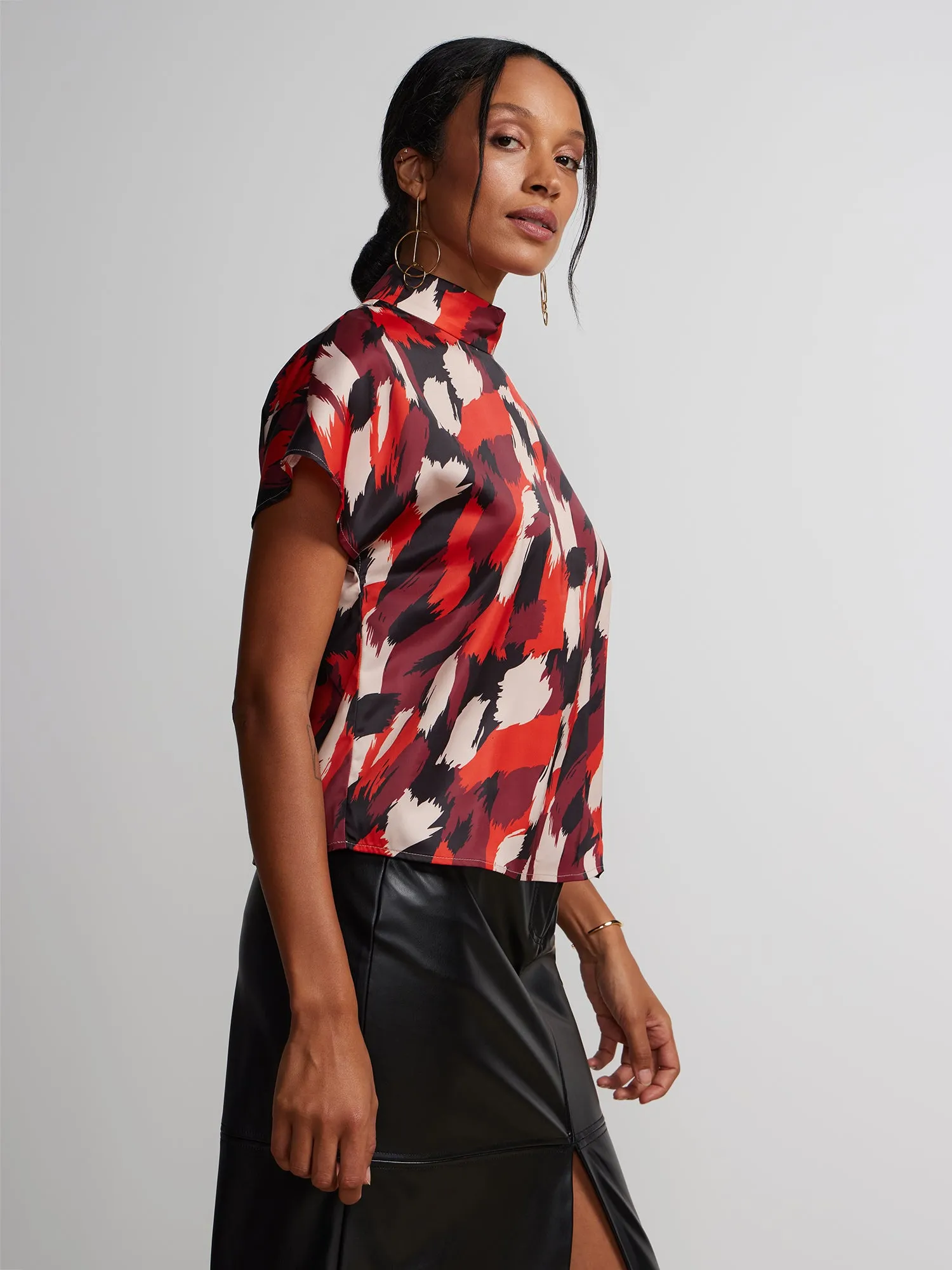 Short Sleeve Mock Neck Blouse