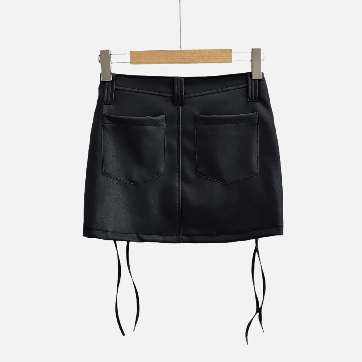 Talitha – Front detail – Foxy mini skirt